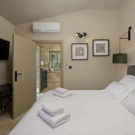 Stancija 47- Exclusive Adults Getaway With Included Fiat 500c Cabrio By Istrialux Bibici
